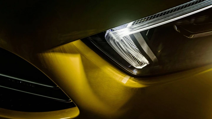 Mercedes-AMG A 35: svelati i primi teaser ufficiali