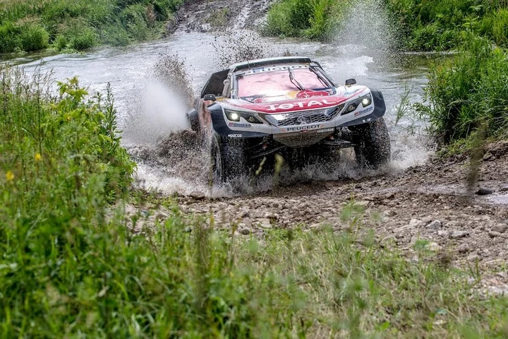 Peugeot: tripletta nella tappa 2 del Silk Way Rally