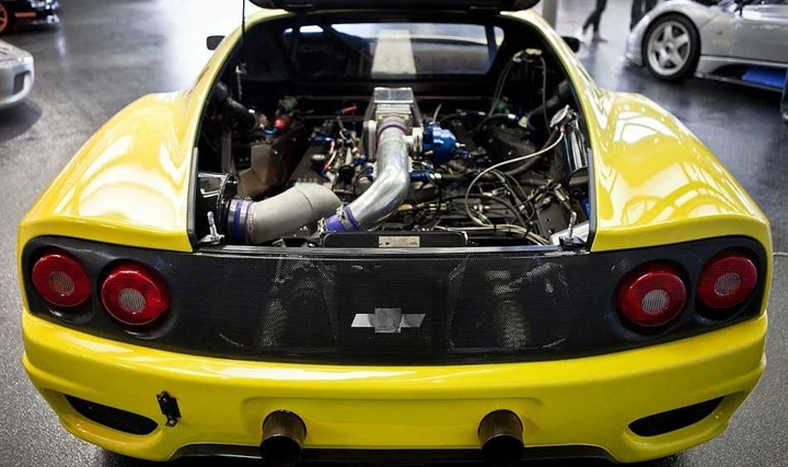 Sacrilegio: una Ferrari 360 con V8 Chevy da 1000 CV