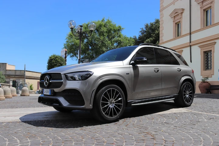 Mercedes GLE 350de 4MATIC: immagini ufficiali