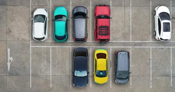 Dimensioni parcheggi auto: Misure e Normativa