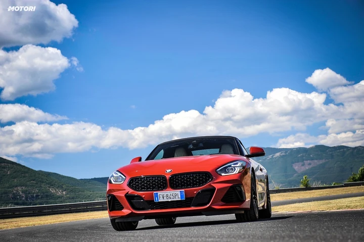 BMW Z4 M40i: la prova su strada e in pista