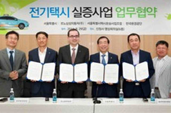 Renault: taxi elettrici a Seoul