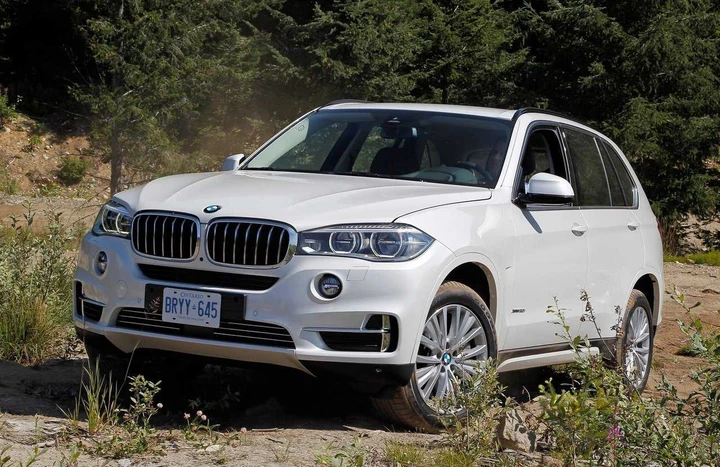 Bmw X5 Model Year 2014: immagini ufficiali