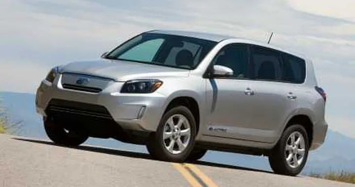 Toyota RAV4 EV: presentata a Los Angeles