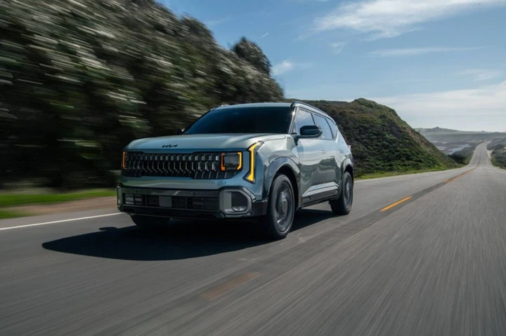 Kia Seltos 2026: arriva l’ibrido HEV e più spazio a bordo