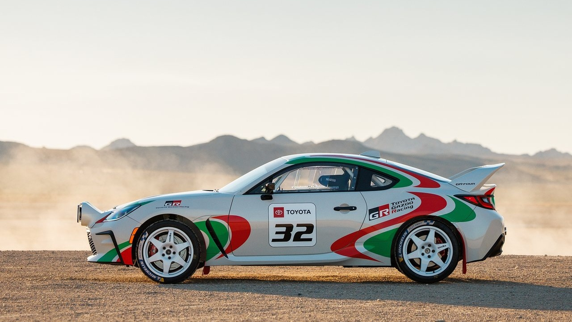Toyota GR86 Rally Legacy: omaggio alla Celica GT-Four al SEMA - Motori.it