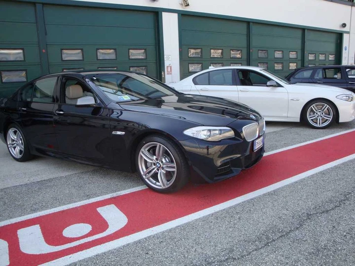 BMW M550d ed M6 Cabrio a Misano