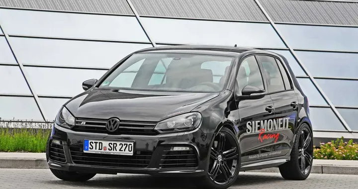 Volkswagen Golf R Black Pearl by Siemoneit Racing