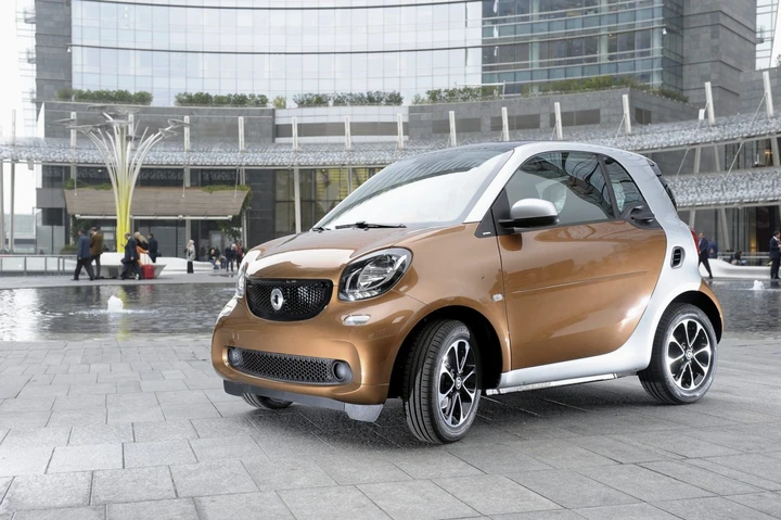 Smart: pronta al debutto la nuova Fortwo