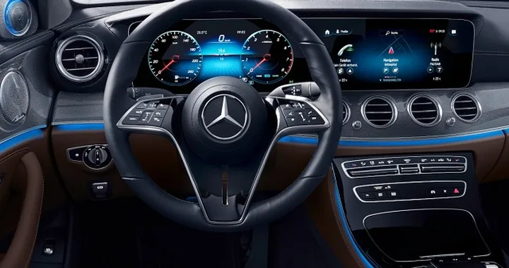 Mercedes racconta 120 anni di evoluzione del volante