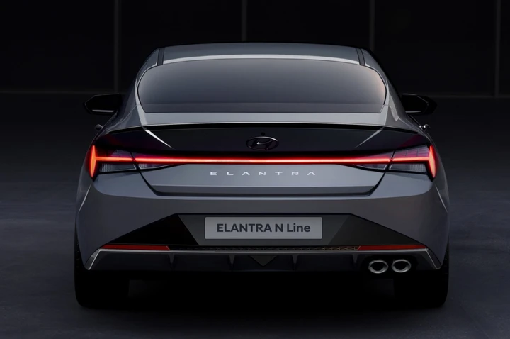Hyundai Elantra N Line 2021: prime immagini ufficiali