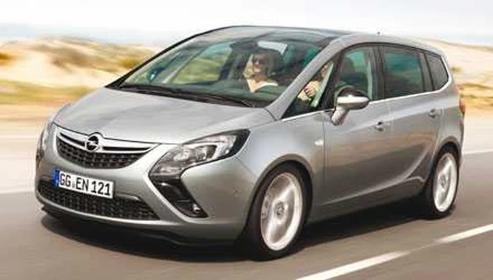 Nuova Opel Zafira Tourer: arriva a ottobre