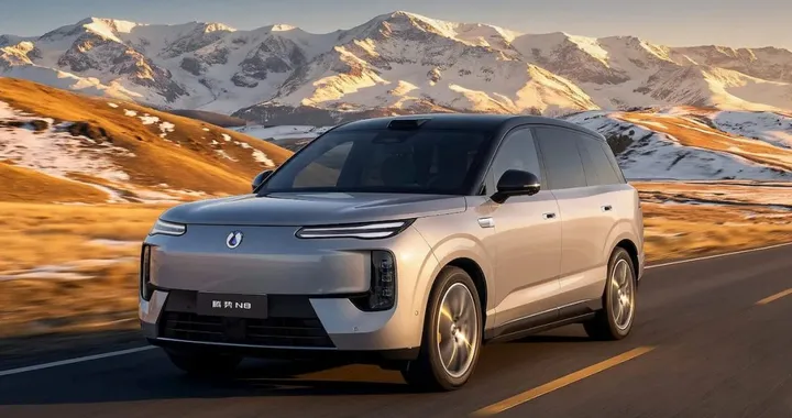 Denza N8, il SUV elettrico BYD supera i 1.000 km di autonomia