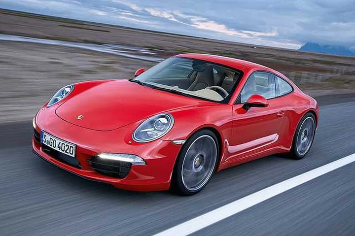 Nuova Porsche 911: foto ufficiali