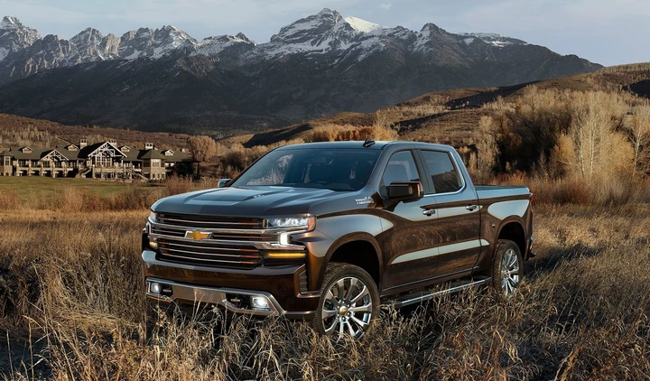 Detroit: Chevrolet svela la nuova Silverado a 100 anni dal primo pick-up