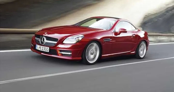 Mercedes-Benz Classe SLK: fascino e sportività
