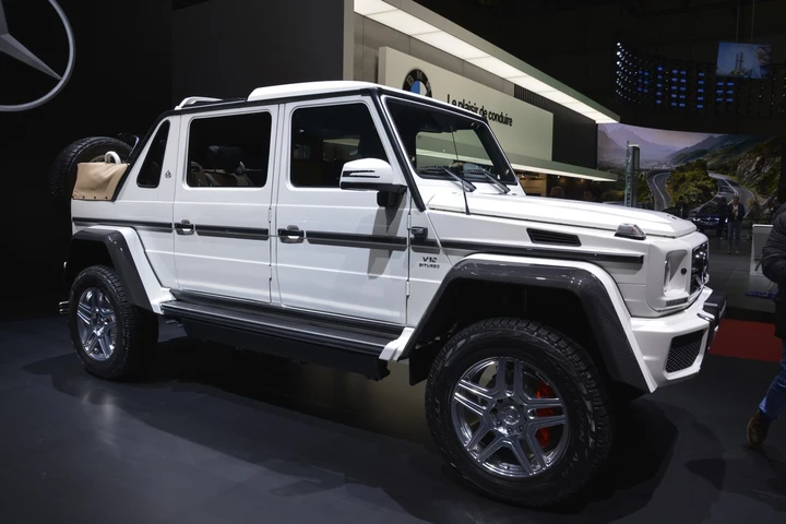 Mercedes G650 Maybach Landaulet, il debutto a Ginevra