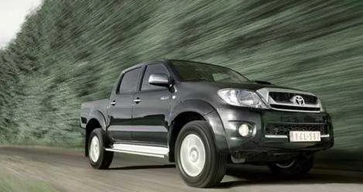 Toyota Hilux: in arrivo un Turbodiesel più potente
