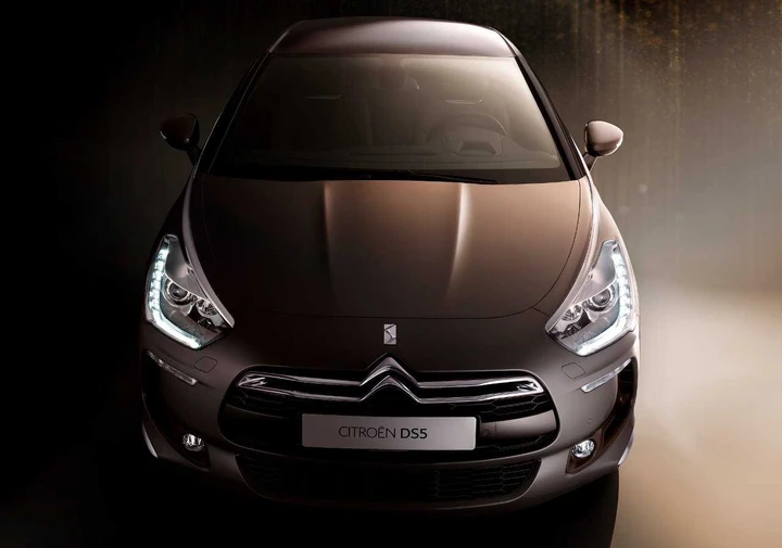 Citroen DS5: prime immagini