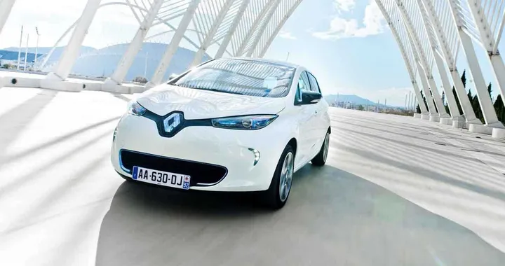 Renault Zoe, piccola elettrica per la città