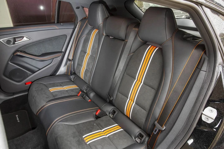 Mercedes CLA 45 AMG Shooting Brake OrangeArt Edition