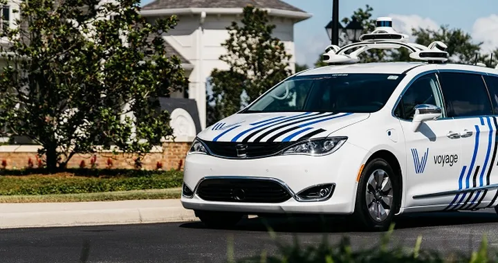 Guida autonoma: partnership tra Fca e Voyage