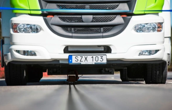 eRoadArlanda: la prima strada svedese che ricarica le auto elettriche in movimento