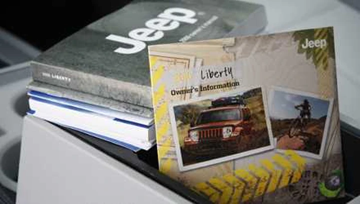 Chrysler: il libretto di uso e manutenzione ora è in DVD