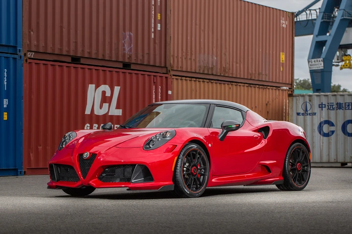 Alfa Romeo 4C by Zender