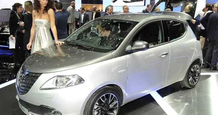 Nuova Lancia Ypsilon: i video ufficiali