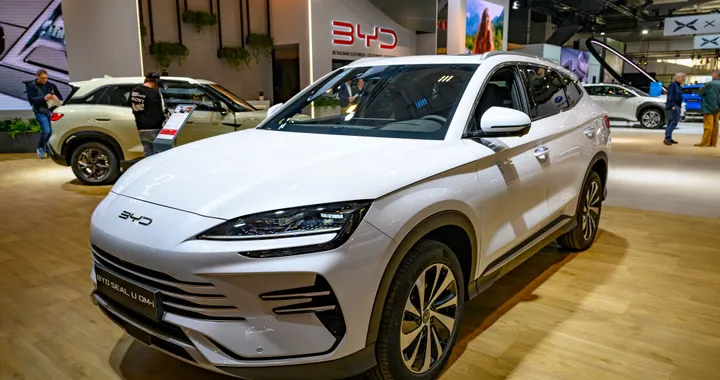 La conquista dell'Europa da parte delle auto cinesi: non ci sono solo le elettriche