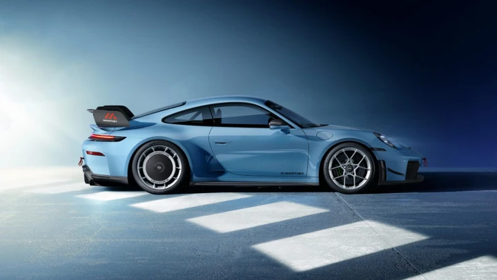 Porsche 911 GT3 con Manthey Kit: la nuova regina dei track day