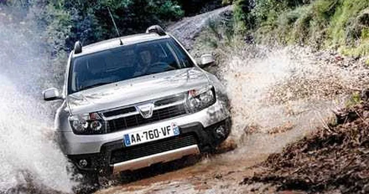 Dacia Duster: 2WD sì, ma full optional