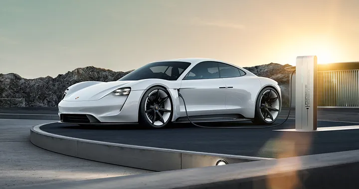 Porsche investe oltre 6 miliardi di euro nella mobilità elettrica