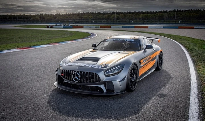 Mercedes-Amg GT4: caratteristiche e novità della nuova versione 2020
