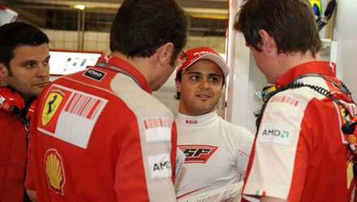 Paura per Felipe Massa in Ungheria: resta in ospedale per precauzione