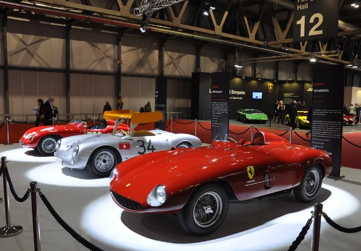 AutoClassica: a Milano l'auto è... storica