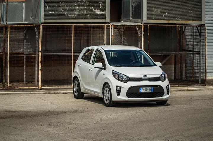 Kia Picanto 1.0 12V Active: la prova su strada