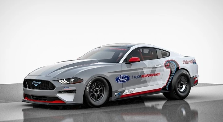 Ford Mustang Cobra Jet 1400: ecco il dragster elettrico
