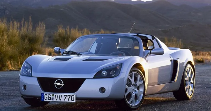 Opel Speedster: 21 anni fa nasceva la roadster tedesca
