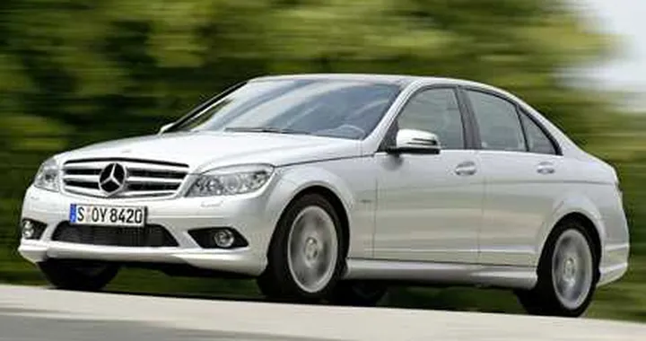 Mercedes: nuovi motori BlueEfficiency per la Classe C