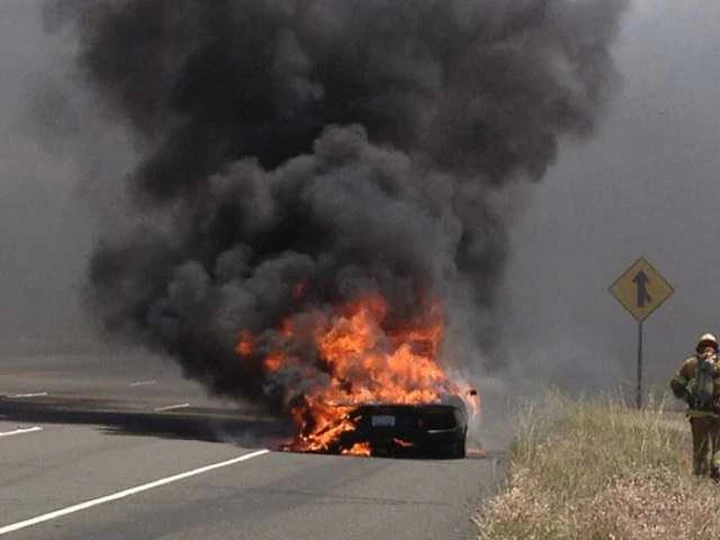 Lamborghini: ecco la prima Aventador in fiamme