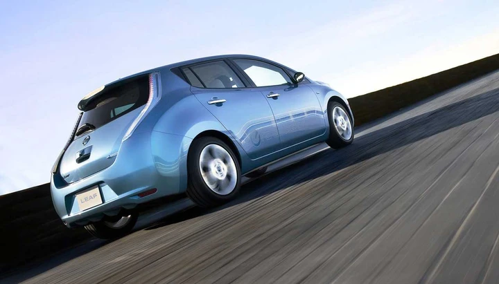 Nissan Leaf 2013: tempo di restyling