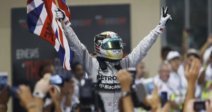 F1, Abu Dhabi: Hamilton vince gara e campionato