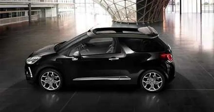 Citroen DS3 Cabrio 2012 al Salone di Parigi
