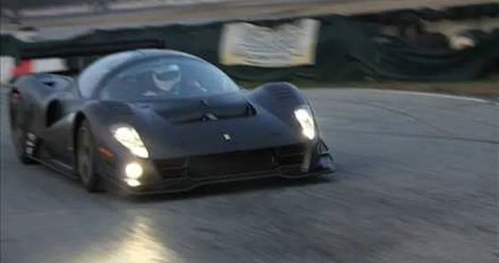 Ferrari P4/5 Competizione, da record al Nurburgring