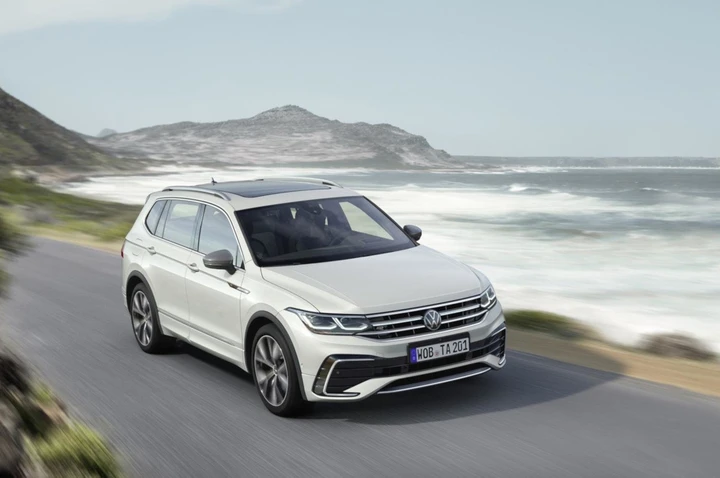 Volkswagen Tiguan Allspace 2021: immagini ufficiali