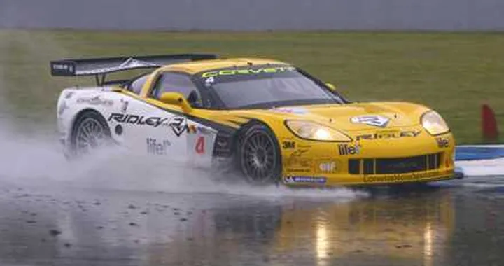 FIA GT: a Oschersleben vince la Corvette-PK, ma Maserati è ancora leader