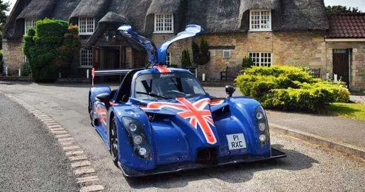 Radical RXC Coupé: 380 CV per 900 kg